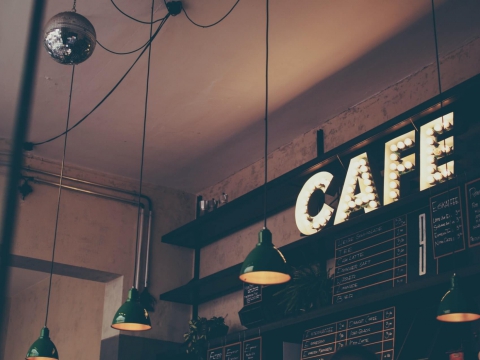 Quán cafe pha máy Bình Chánh 